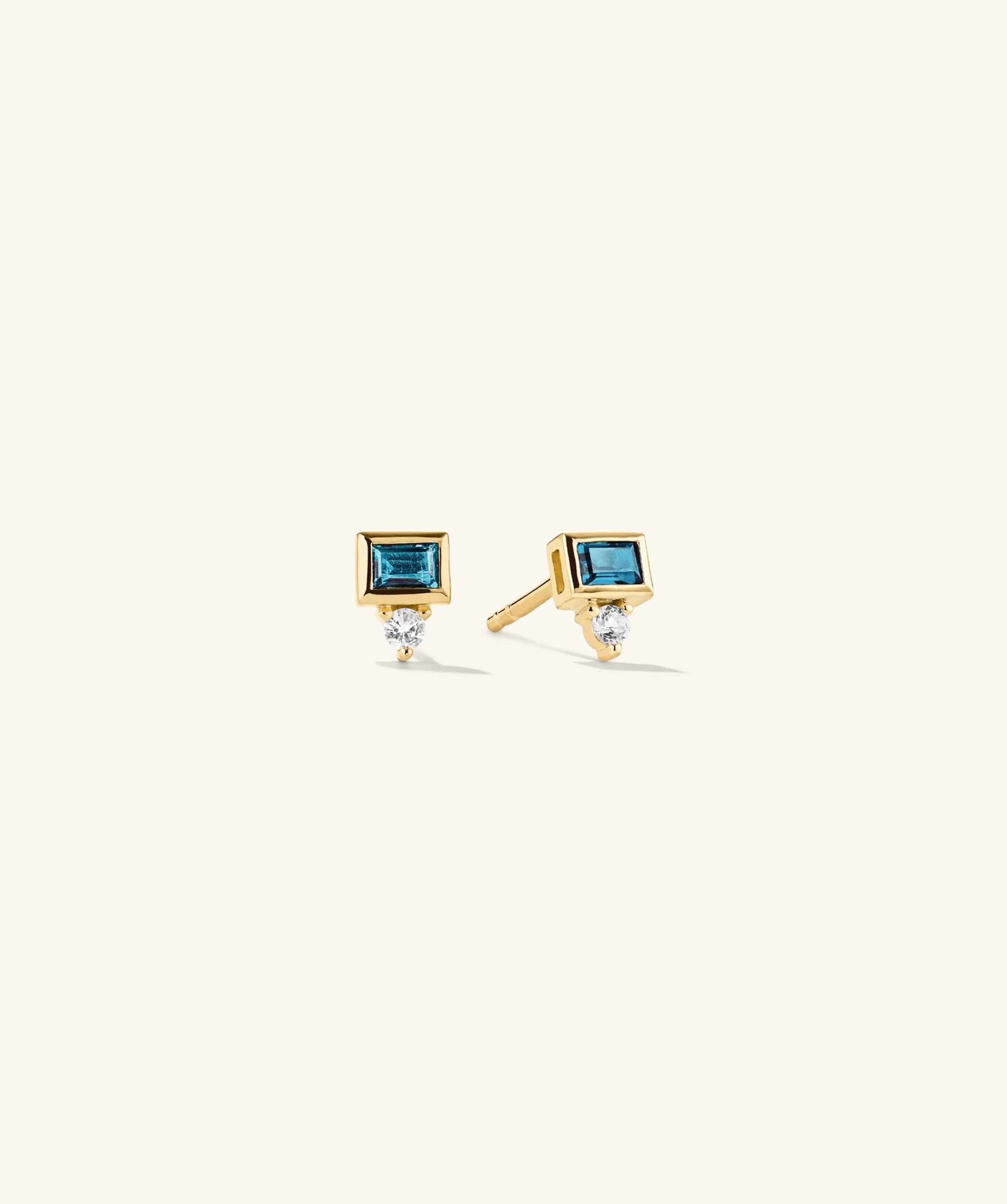 Ohrstecker | Mejuri Baguette Duo Studs 14kYellowGold