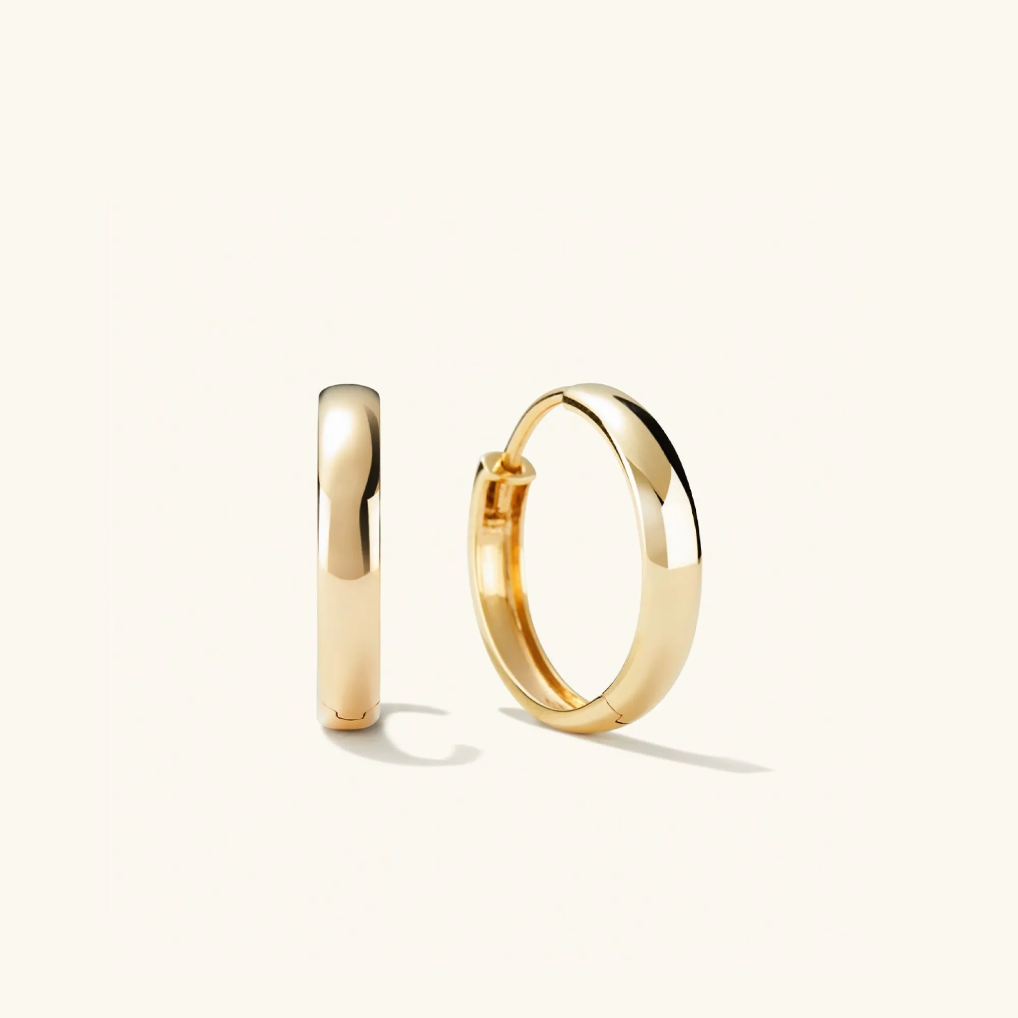 Creolen | Mejuri Bold Medium Hoops 14kYellowGold