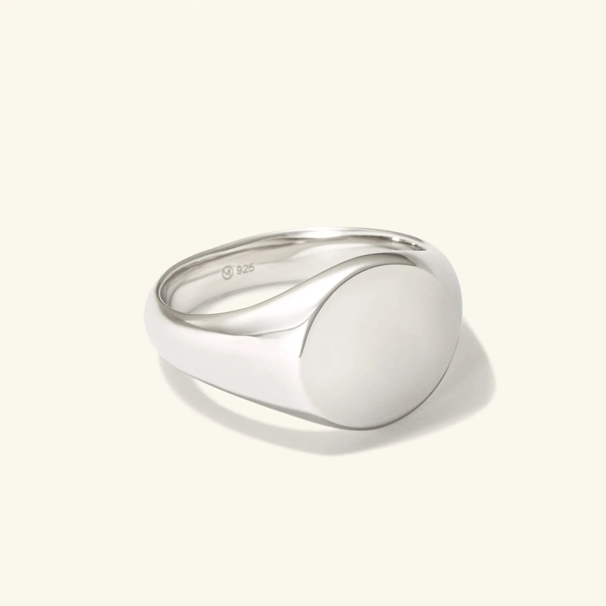 Ringe | Herren | Mejuri Bold Round Signet Ring SterlingSilver