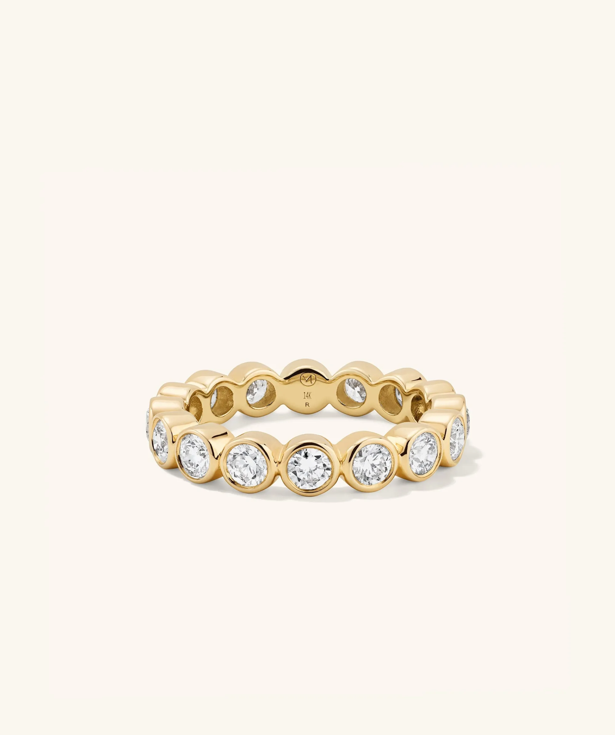 Ringe | Eheringe | Mejuri Lab Grown Diamond Round Cut Bezel Eternity Band