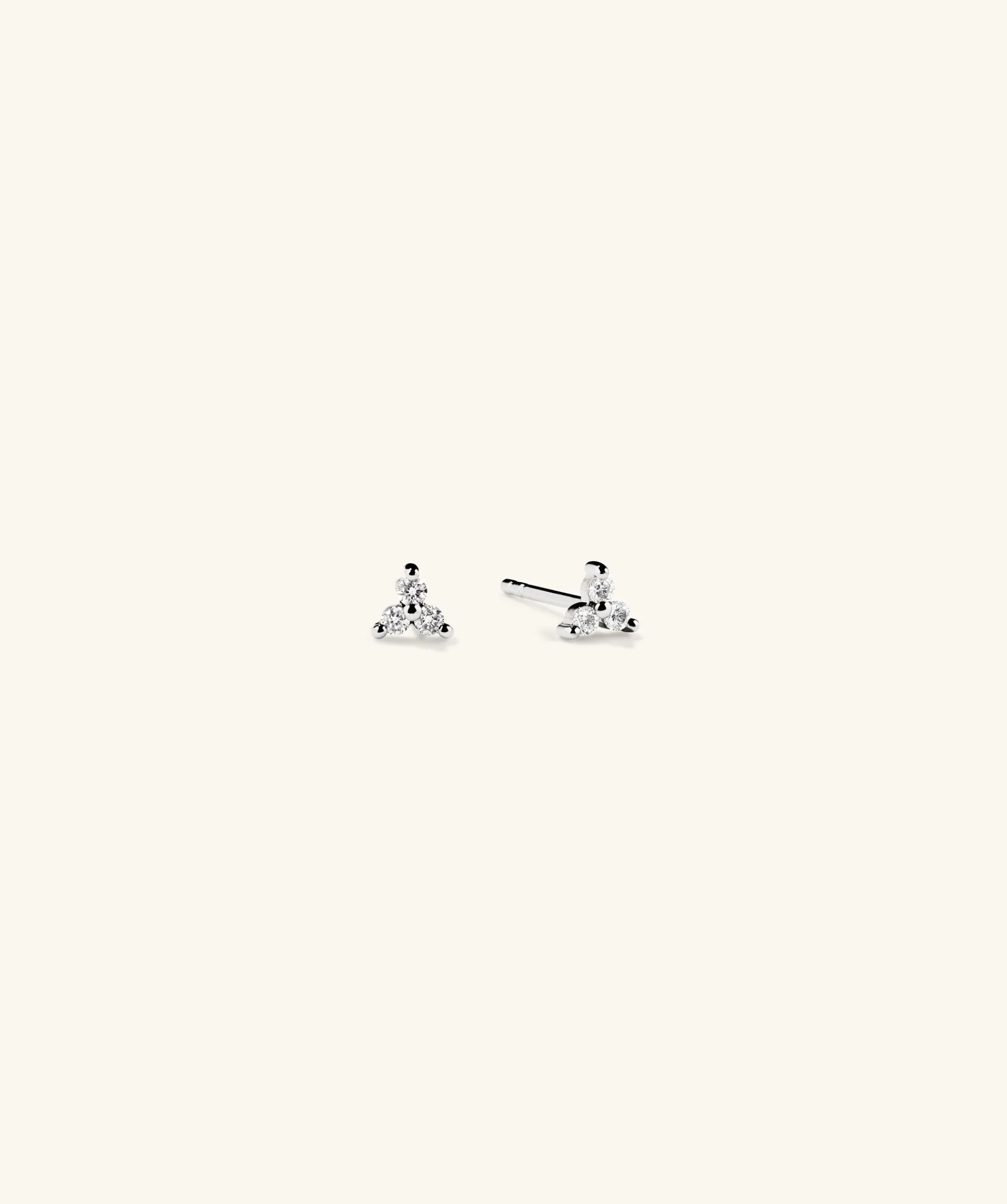 Ohrringe | Ohrstecker | Mejuri Mini Lotus Diamond Studs 14kWhiteGold