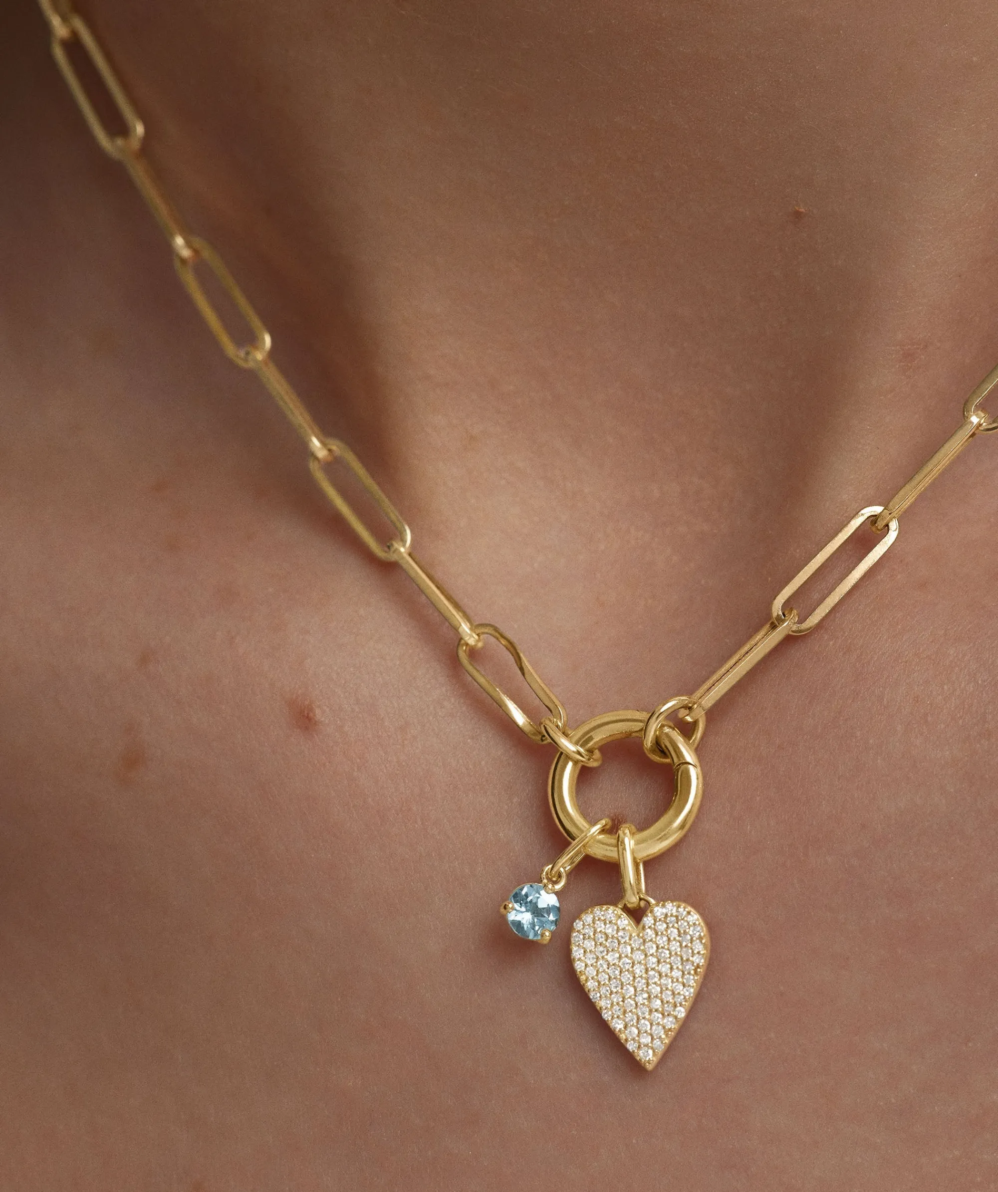 Charms | Charms + Anhänger | Mejuri Pavé Diamond Heart Pendant 14kYellowGold