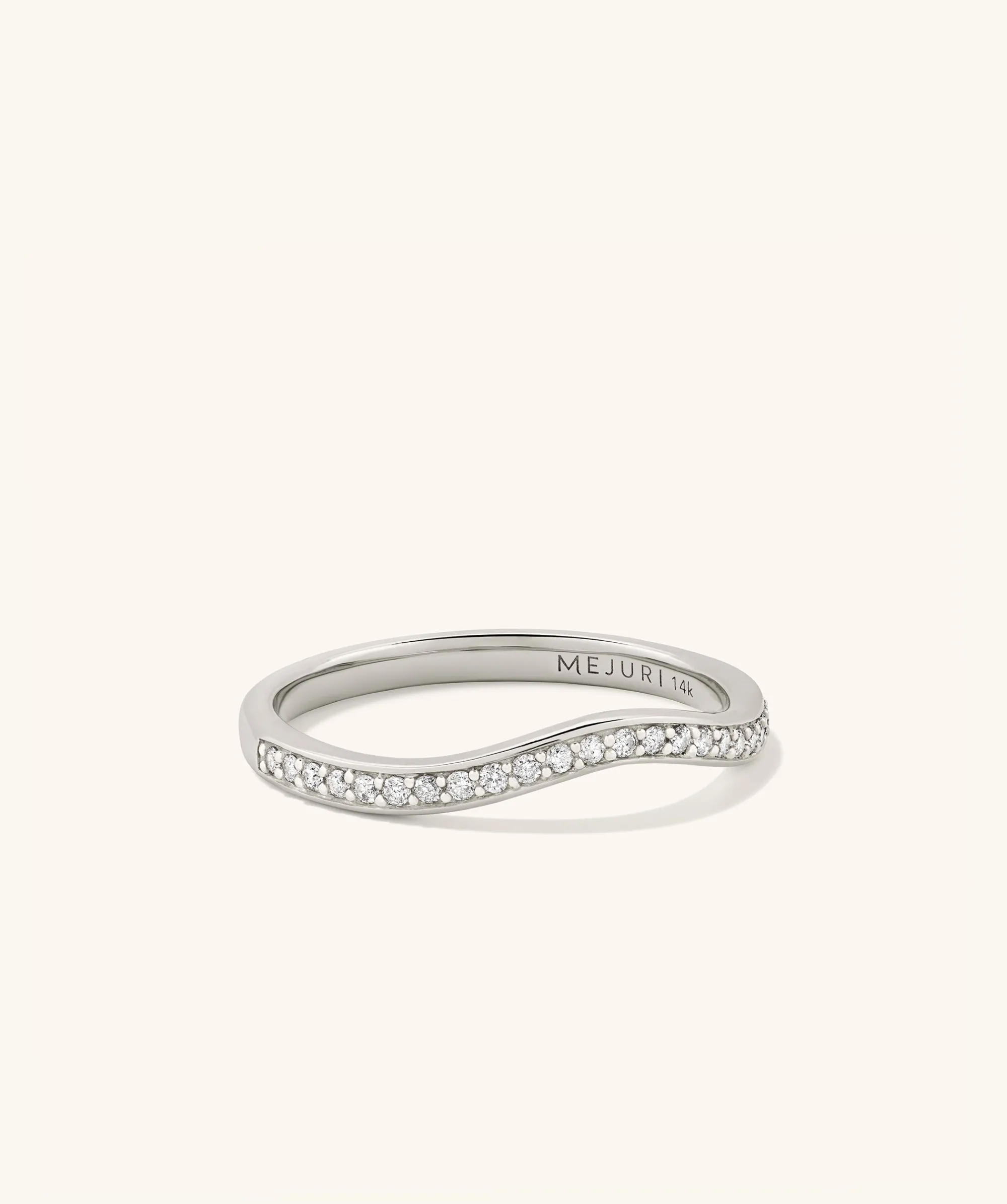 Ringe | Eheringe | Mejuri Pavé Diamond Nesting Band