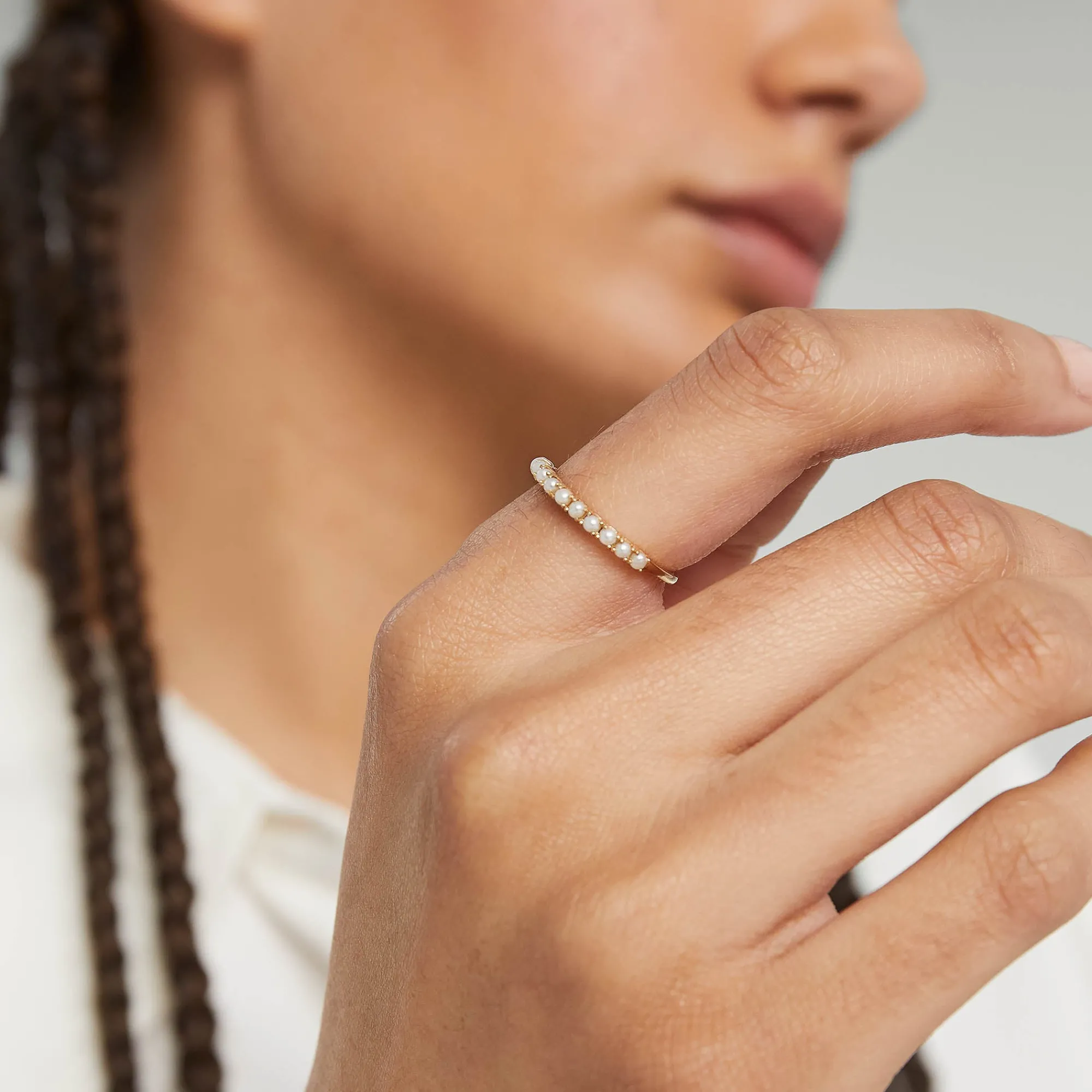 Ringe | Kombinierbare Ringe | Mejuri Pearl Half Eternity Ring