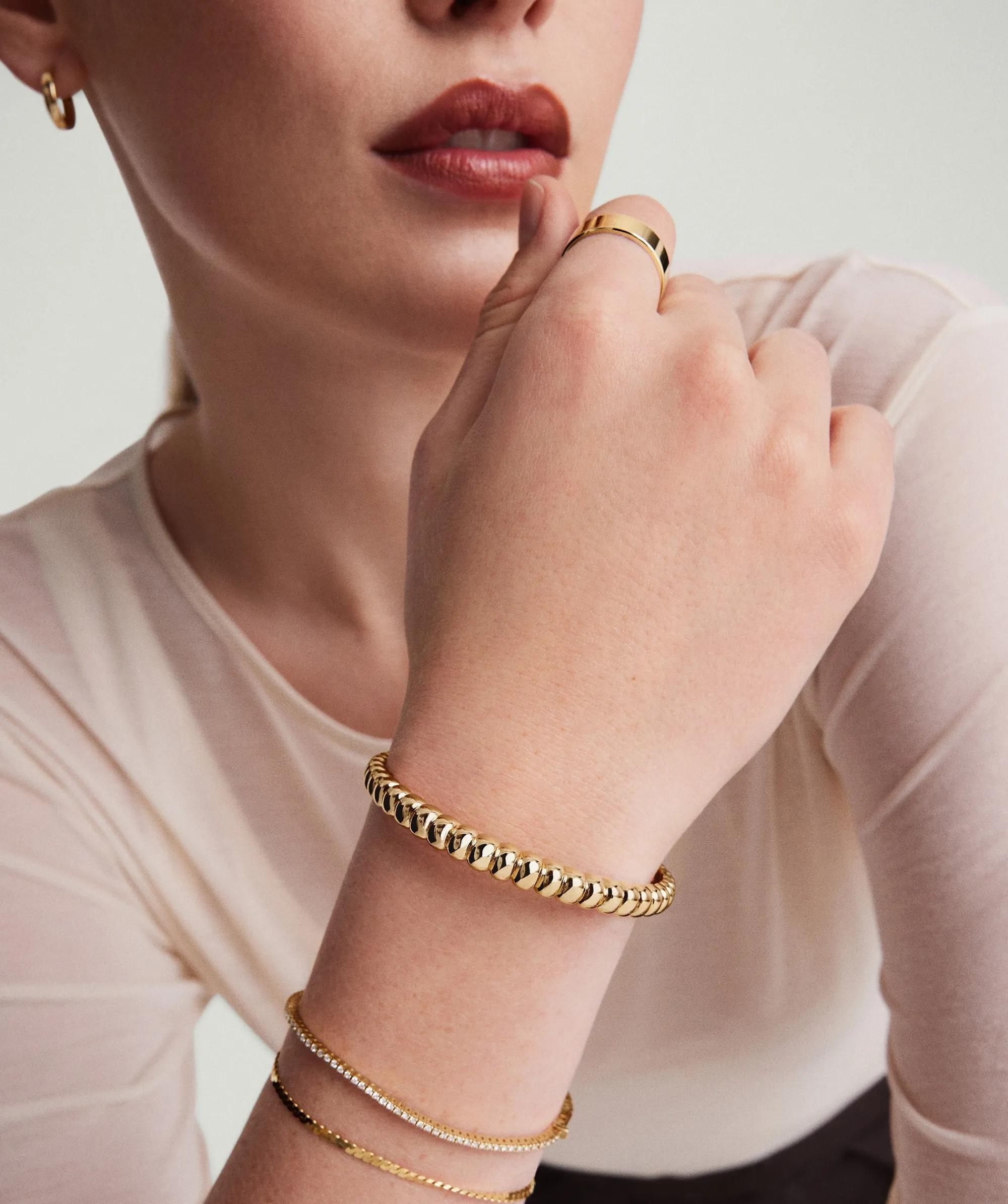 Armbänder | Armspangen + Armreifen | Mejuri Puffy Charlotte Cuff Bracelet GoldVermeil