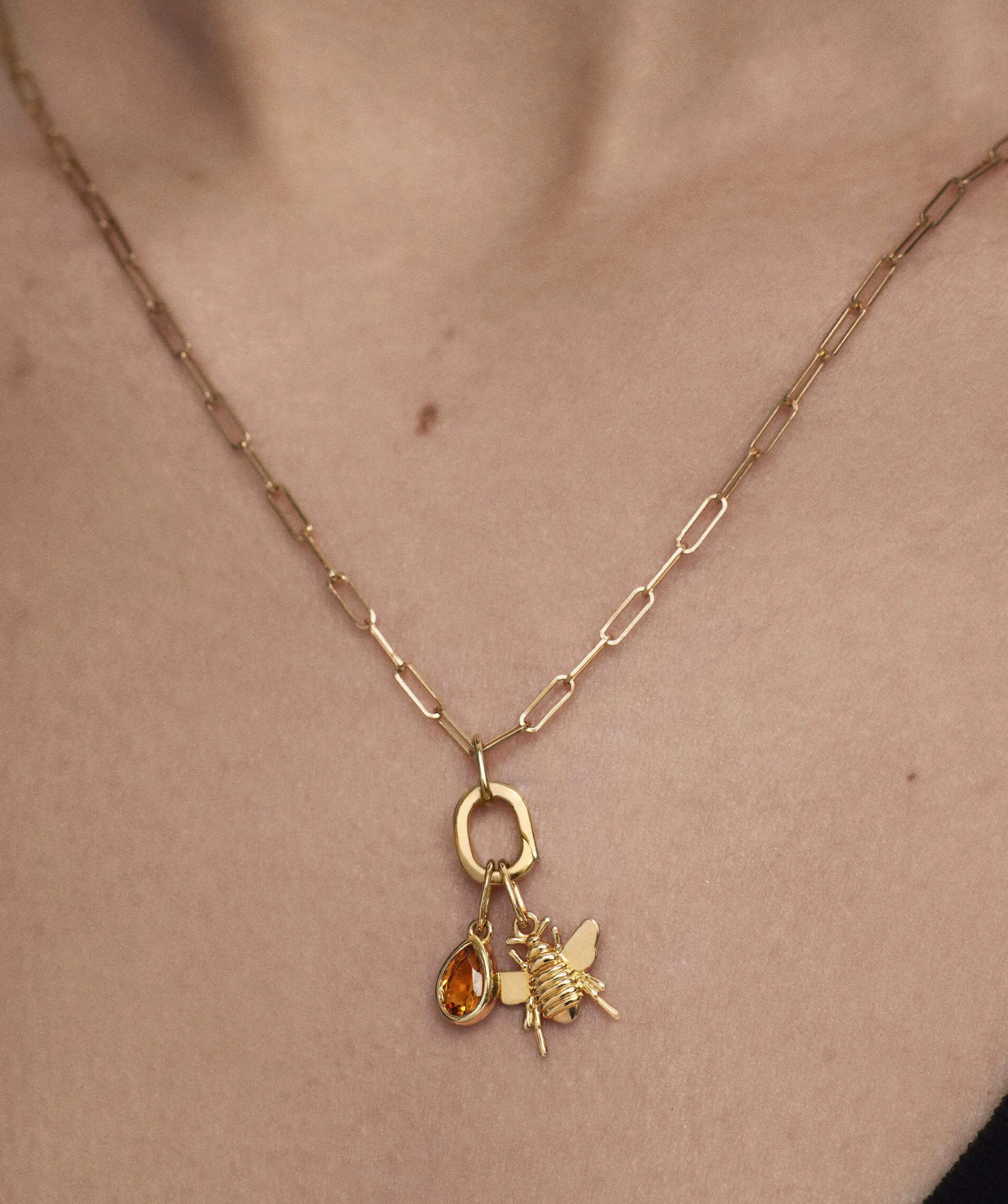 Charms | Charms + Anhänger | Mejuri Small Pear Pendant 14kYellowGold