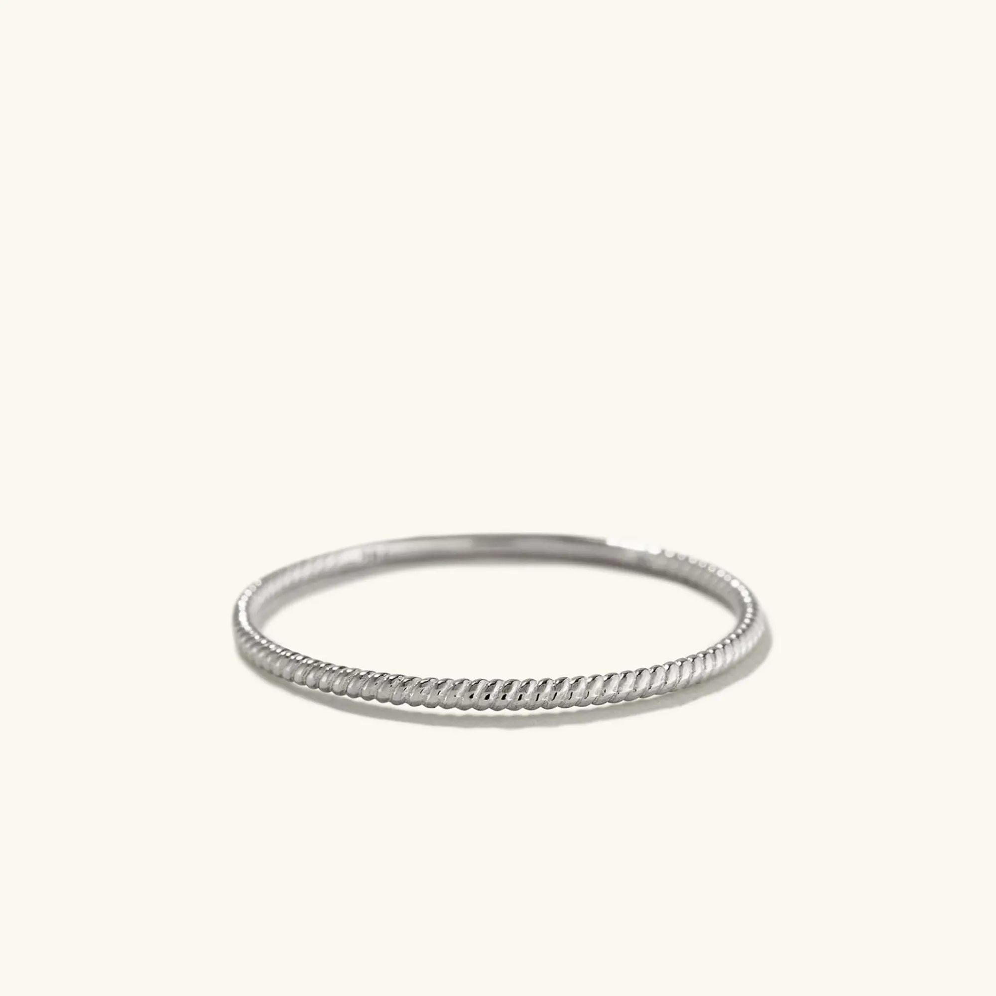 Ringe | Kombinierbare Ringe | Mejuri Twist Ring